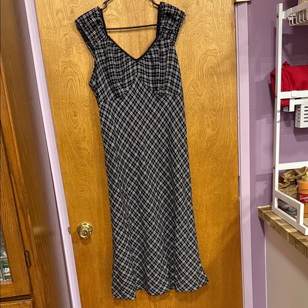 Forever 21 Black and White Checkered Maxi Dress